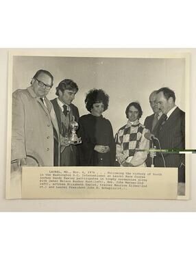 Vintage 1976 Youth Washington DC International Trophy Photo Elizabeth Taylor  K1
